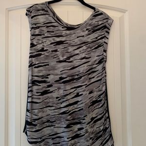 Sleeveless tank